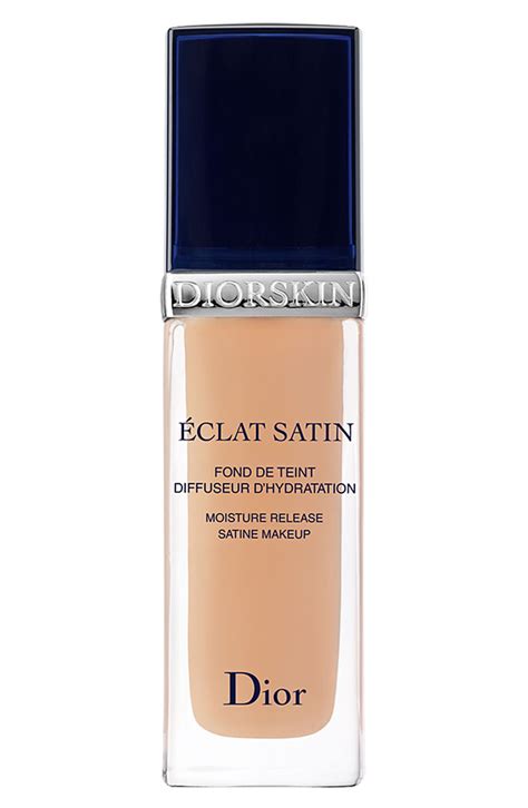 Dior Diorskin Eclat Satin Moisture Release 